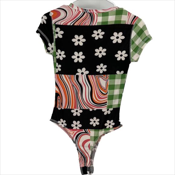 Rue 21 Short Sleeve Body Suit in Multi Color Abstract Print Size X-Small - Picture 7 of 9